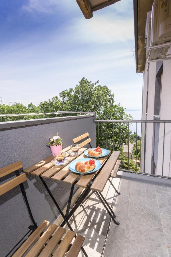 Apartment Pearl Of Kvarner , โอปาติยา ภายนอก รูปภาพ